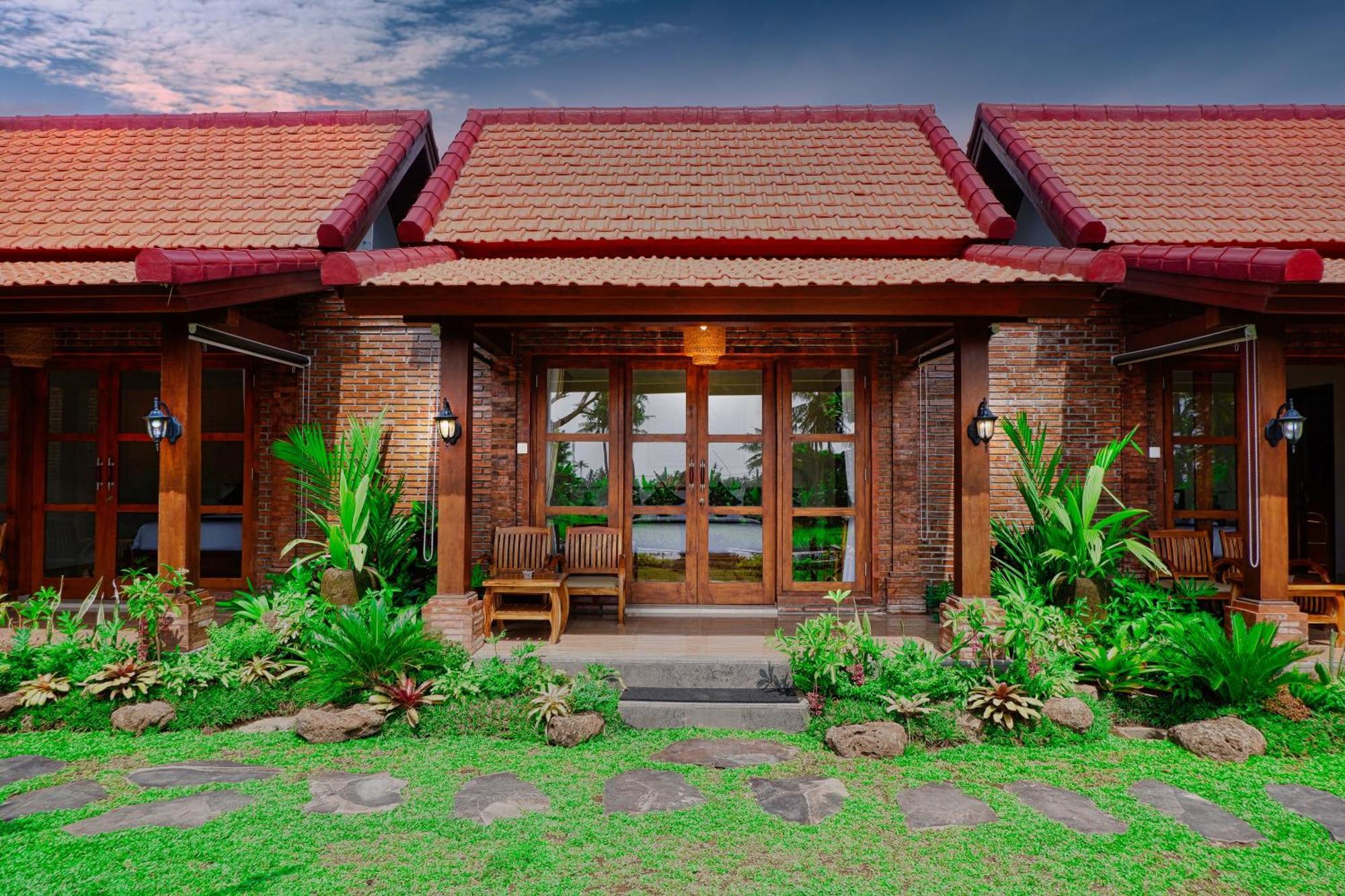 Dapha Eco Lodge Lovina Sukasadel Exterior photo